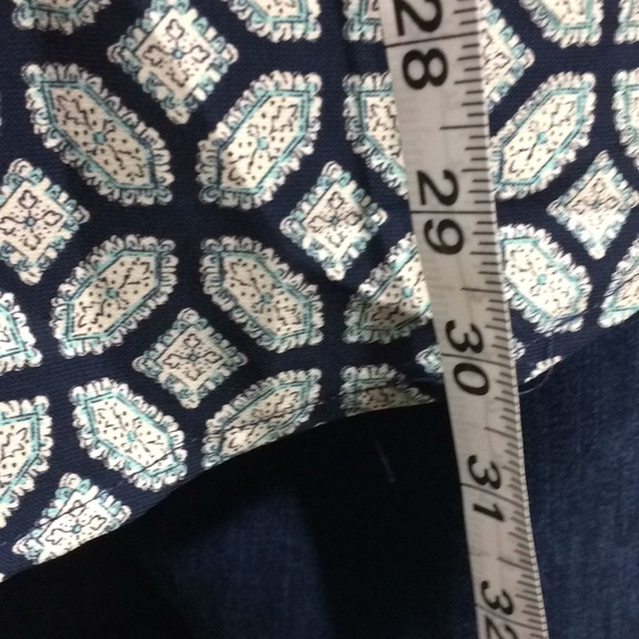 Ing Geometric blouse L floral trim - Picture 7 of 8